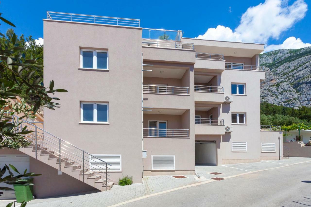 Apartments Dora Makarska Extérieur photo
