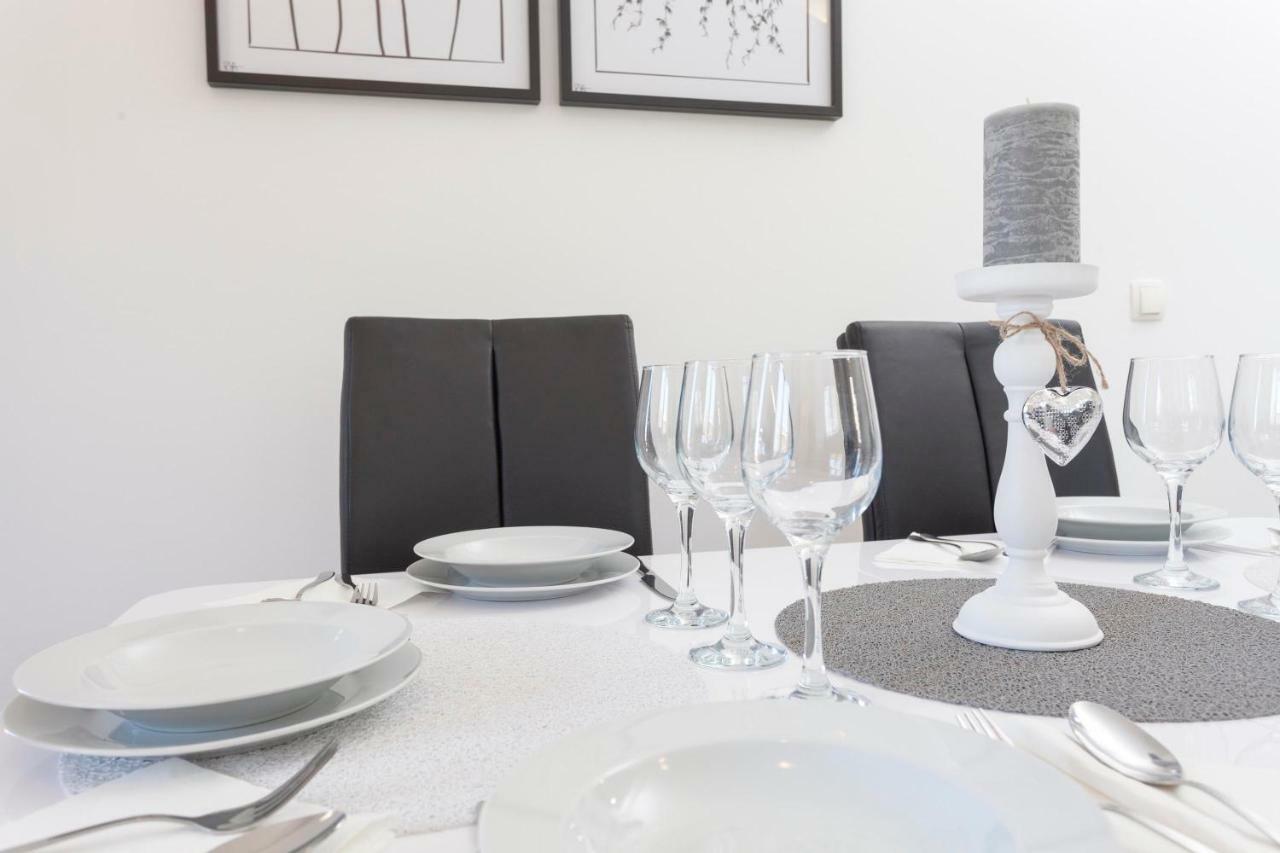Apartments Dora Makarska Extérieur photo