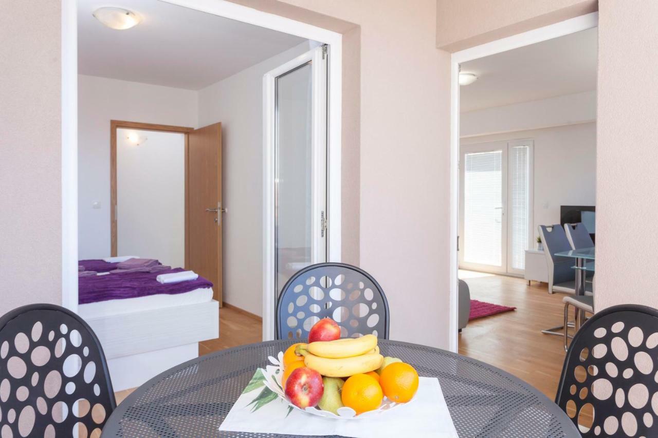Apartments Dora Makarska Extérieur photo