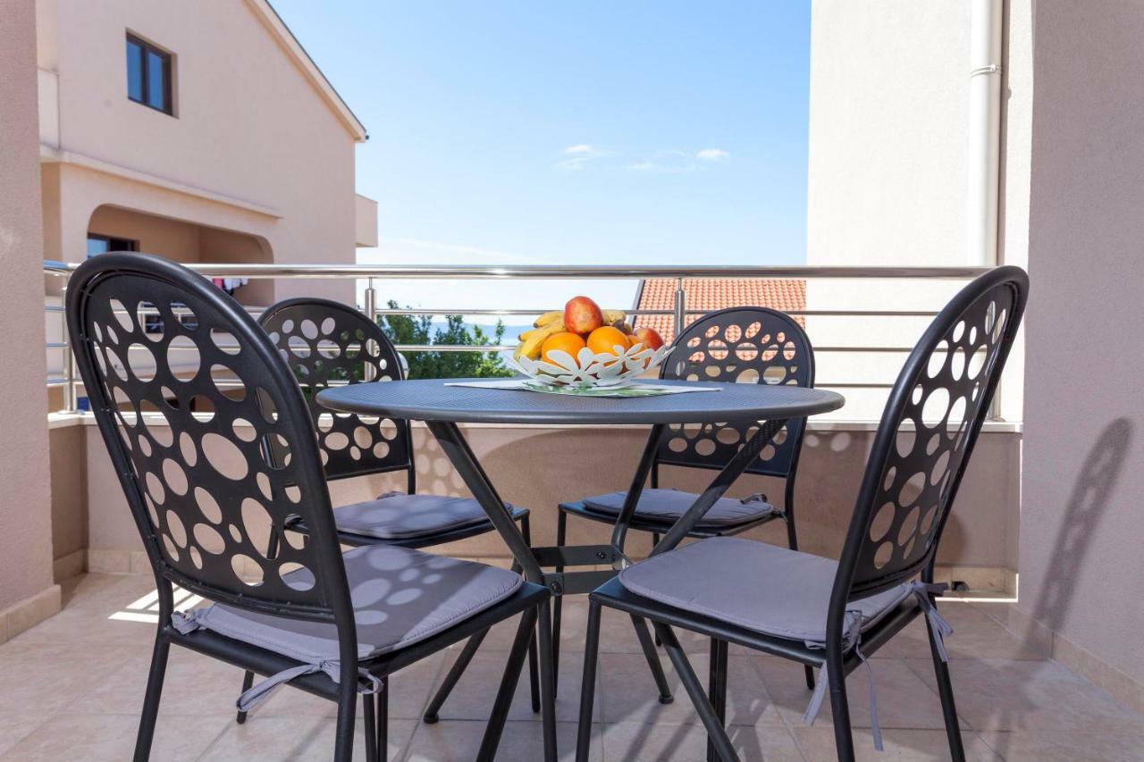 Apartments Dora Makarska Extérieur photo